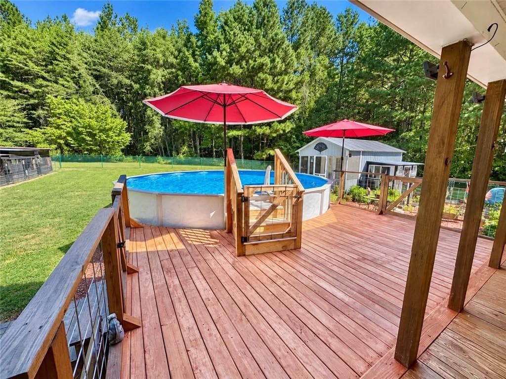 3 bedroom, 2 bathroom, 1,605 sq ft single family residence under contract at 5721 Big Texas Valley Road, Rome, GA 30165 — photo 5