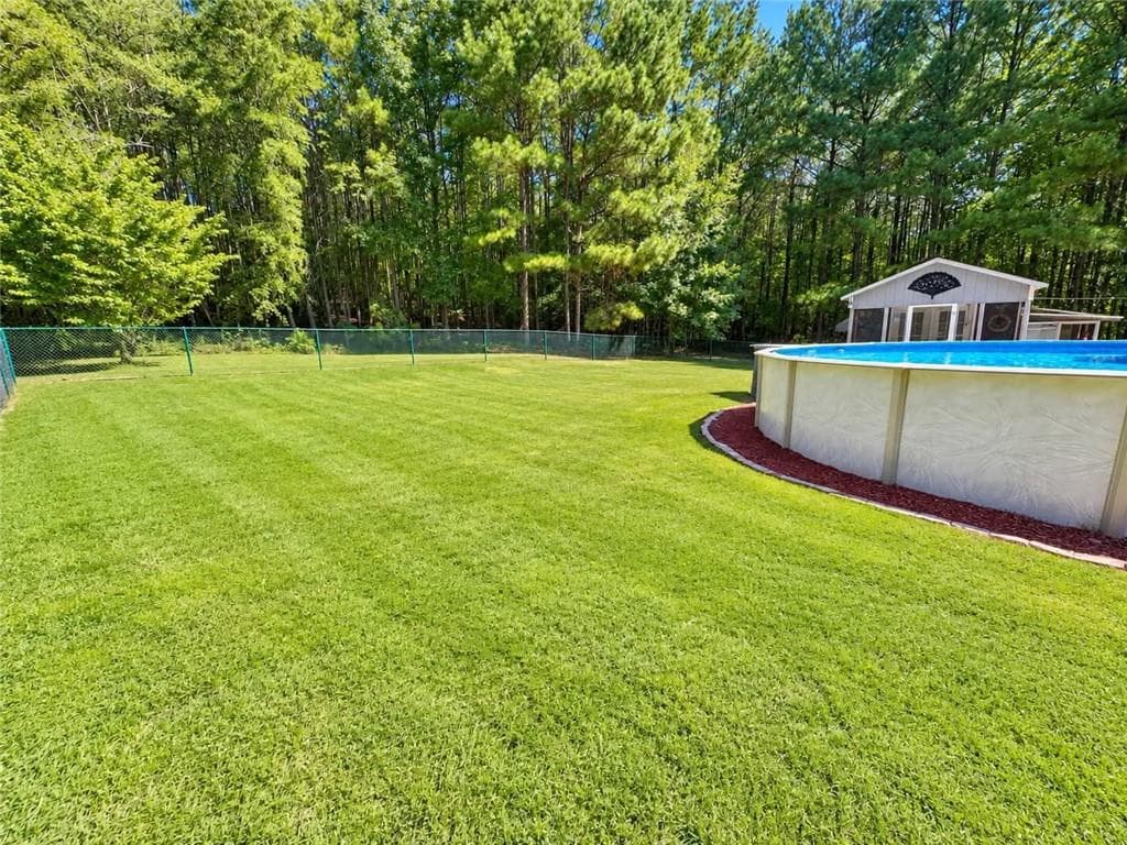 3 bedroom, 2 bathroom, 1,605 sq ft single family residence under contract at 5721 Big Texas Valley Road, Rome, GA 30165 — photo 6