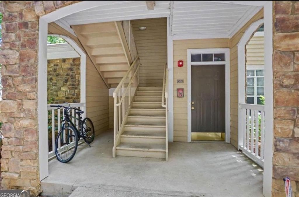 2 bedroom, 2 bathroom, 1,680 sq ft condominium for sale at 1031 Whitshire Way 1031, Alpharetta, GA 30004 — photo 3