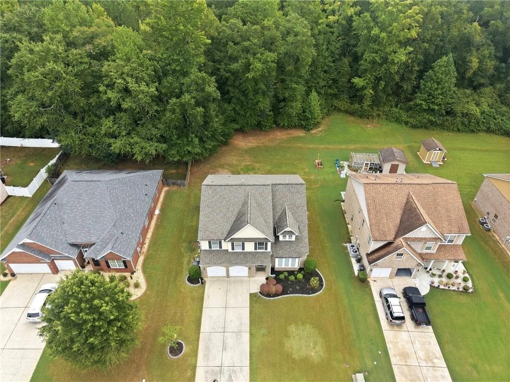 4 bedroom, 3 bathroom, 3,251 sq ft single family residence for sale at 1330 Ethans Way, Mcdonough, GA 30252 — photo 2