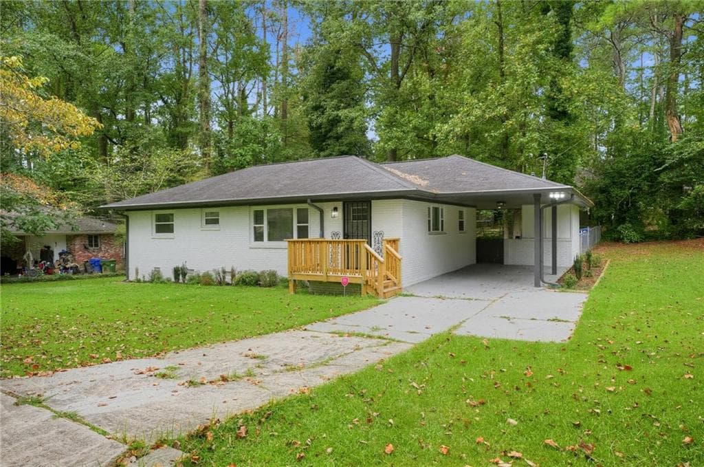 3 bedroom, 2 bathroom, 1,075 sq ft single family residence for sale at 2762 Connally Drive, Atlanta, GA 30311