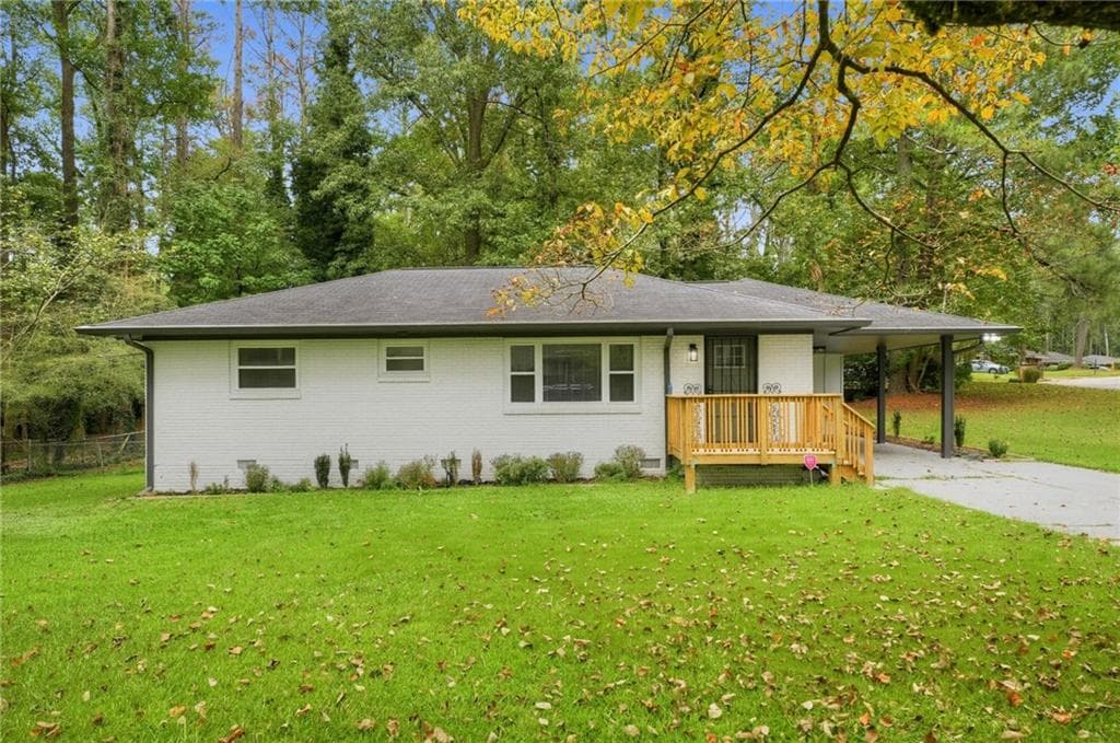 3 bedroom, 2 bathroom, 1,075 sq ft single family residence for sale at 2762 Connally Drive, Atlanta, GA 30311 — photo 2