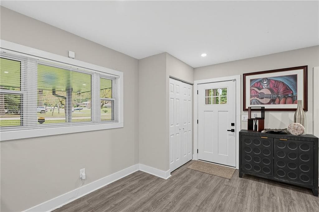 3 bedroom, 2 bathroom, 1,075 sq ft single family residence for sale at 2762 Connally Drive, Atlanta, GA 30311 — photo 7