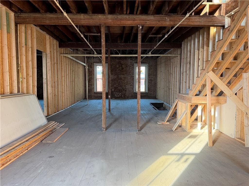 3 bedroom, 2 bathroom, 3,300 sq ft townhouse for sale at 8 E 3rd Avenue, Rome, GA 30161 — photo 5