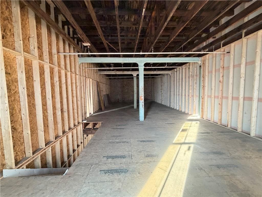 3 bedroom, 2 bathroom, 3,300 sq ft townhouse for sale at 8 E 3rd Avenue, Rome, GA 30161 — photo 6