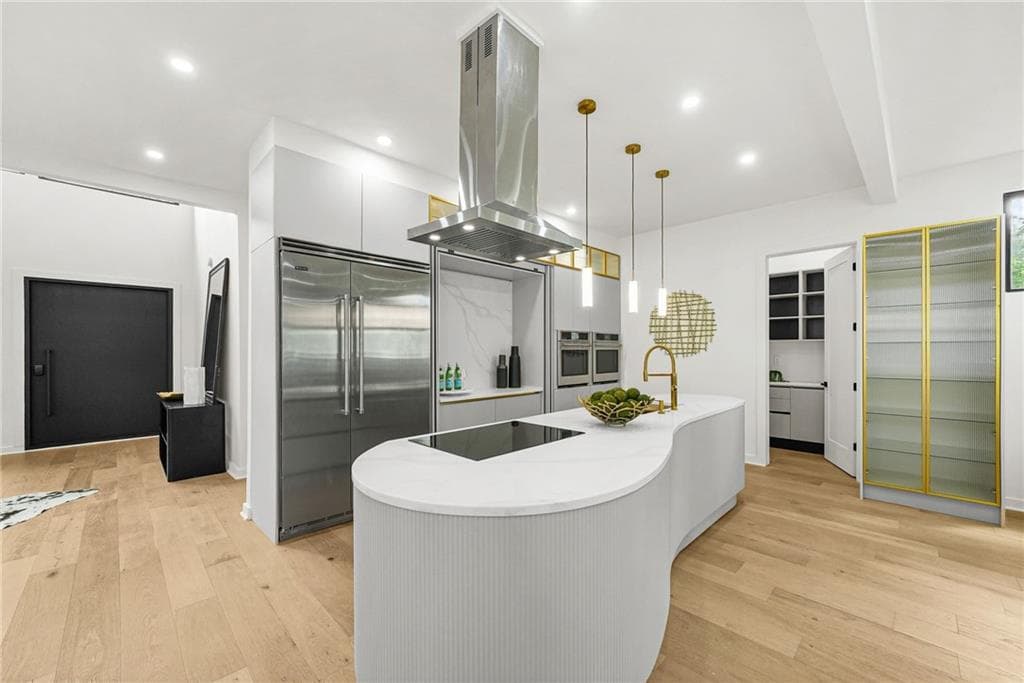 6 bedroom, 5 bathroom, 4,928 sq ft single family residence for sale at 1301 Lavista Road, Atlanta, GA 30324 — photo 9