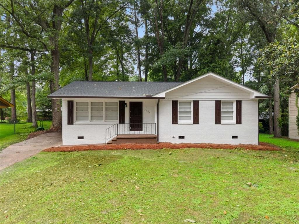 3 bedroom, 2 bathroom, 1,217 sq ft single family residence for sale at 3567 Forrest Park Road, Atlanta, GA 30354 — photo 1 of 32