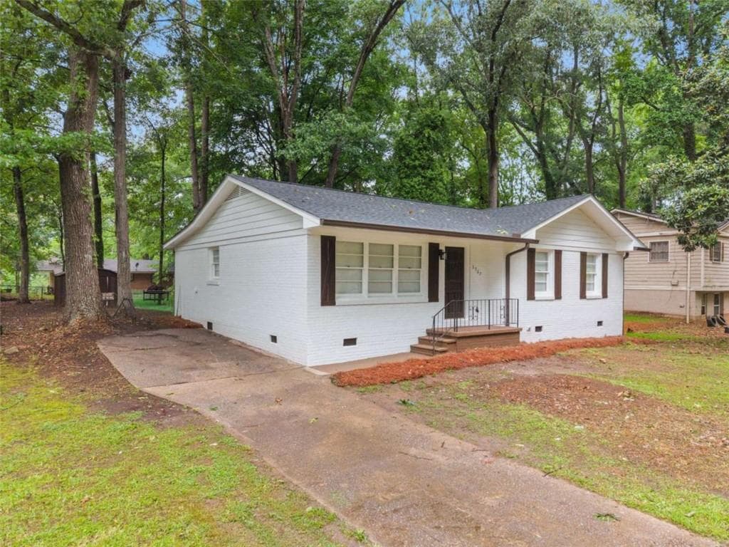 3 bedroom, 2 bathroom, 1,217 sq ft single family residence for sale at 3567 Forrest Park Road, Atlanta, GA 30354 — photo 4