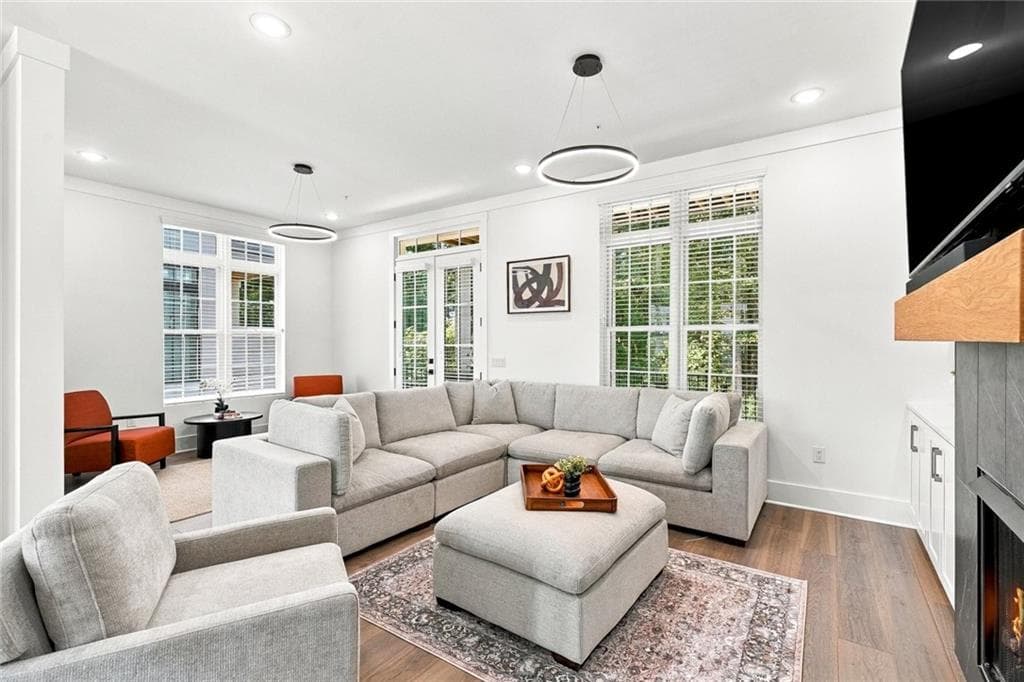 4 bedroom, 4 bathroom, 3,075 sq ft townhouse for rent at 531 State Hwy 9 310, Alpharetta, GA 30009 for $9,900 a month — photo 7
