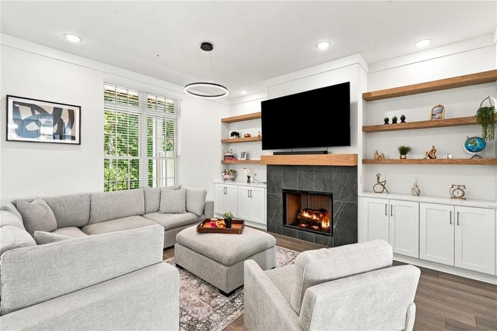 4 bedroom, 4 bathroom, 3,075 sq ft townhouse for rent at 531 State Hwy 9 310, Alpharetta, GA 30009 for $9,900 a month — photo 9