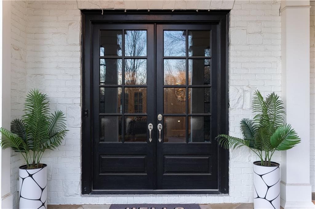 5 bedroom, 8 bathroom, 8,759 sq ft single family residence for sale at 980 Fenimore Circle, Sandy Springs, GA 30350 — photo 5