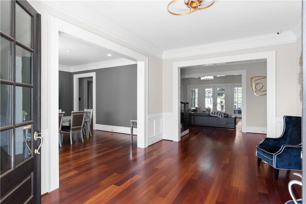 5 bedroom, 8 bathroom, 8,759 sq ft single family residence for sale at 980 Fenimore Circle, Sandy Springs, GA 30350 — photo 6