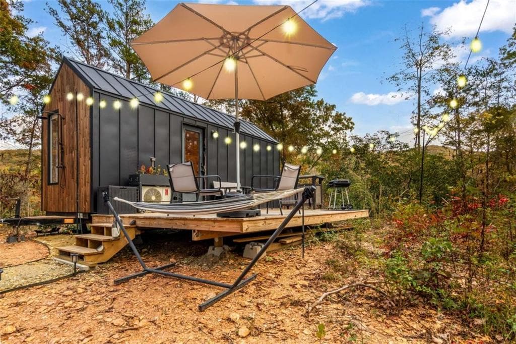 1 bedroom, 1 bathroom, 176 sq ft single family residence for sale at 115 Raleigh Ridge Drive, Blue Ridge, GA 30513 — photo 3