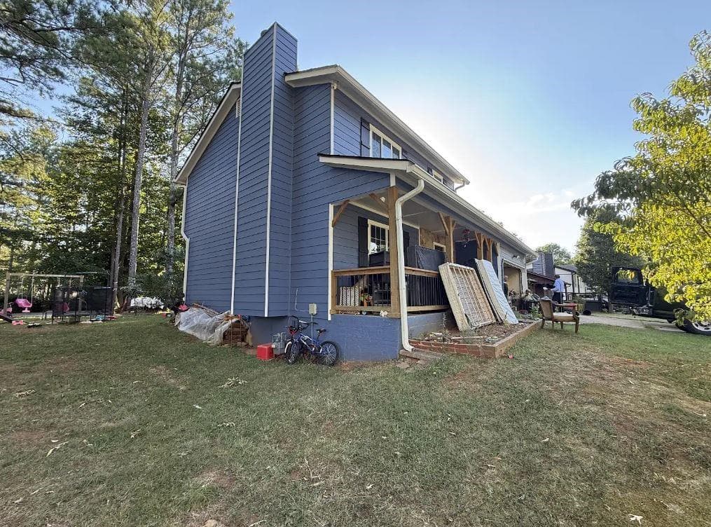 3 bedroom, 3 bathroom, 1,456 sq ft single family residence for sale at 1072 Casanova Court, Lawrenceville, GA 30044 — photo 3