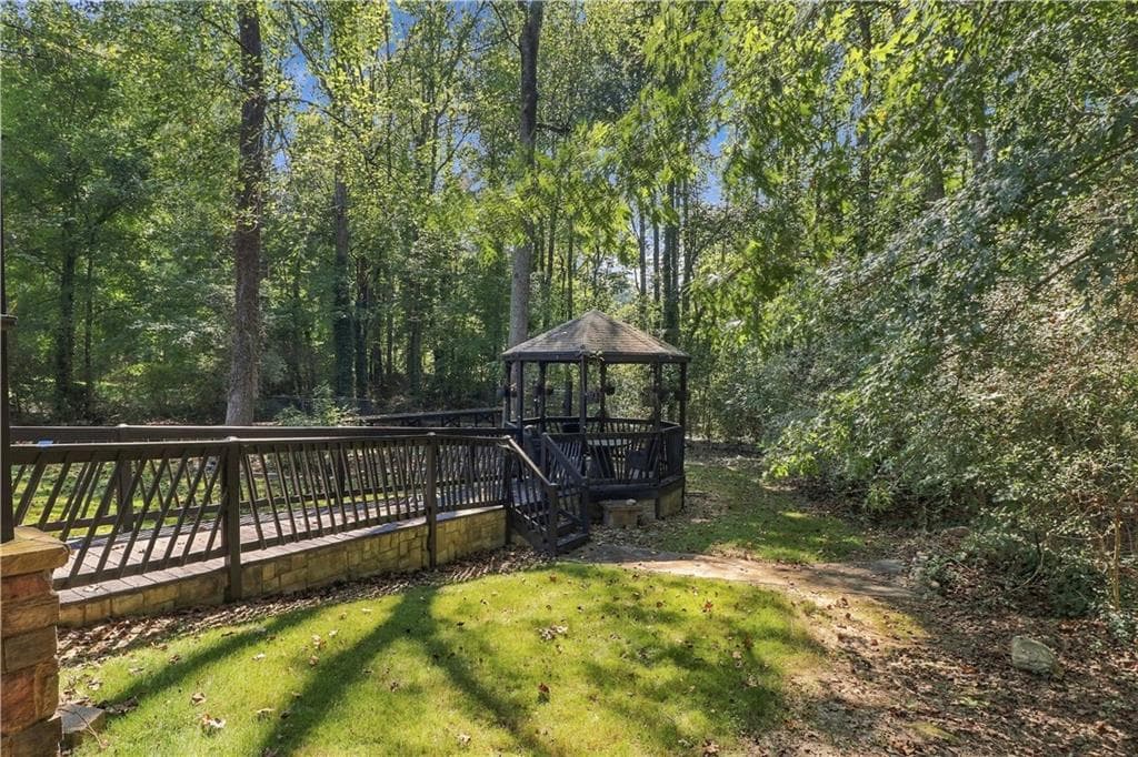 4 bedroom, 5 bathroom, 3,335 sq ft single family residence for sale at 1300 Regency Center Drive, Atlanta, GA 30331 — photo 10