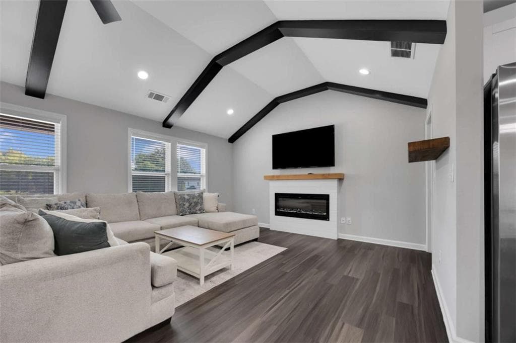 3 bedroom, 2 bathroom, 1,404 sq ft single family residence for sale at 3161 Stone Mountain Street, Covington, GA 30014 — photo 7