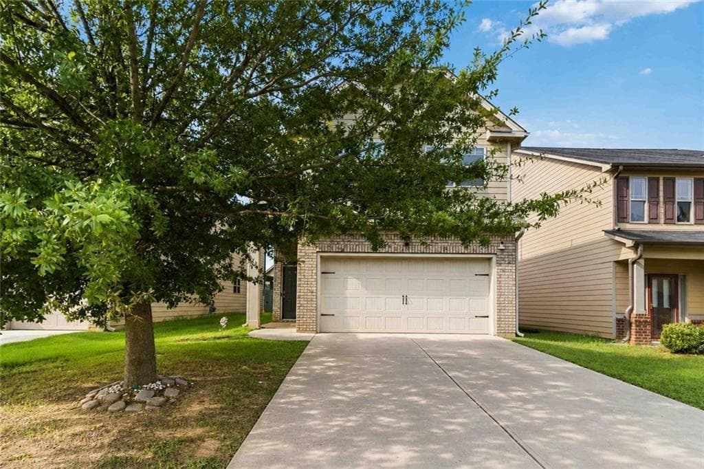 4 bedroom, 3 bathroom, 2,028 sq ft single family residence under contract at 322 Emporia Loop, Mcdonough, GA 30253 — photo 2