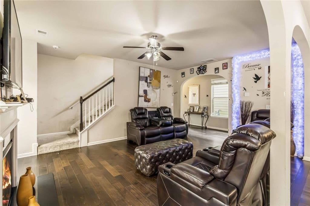 4 bedroom, 3 bathroom, 2,028 sq ft single family residence under contract at 322 Emporia Loop, Mcdonough, GA 30253 — photo 8