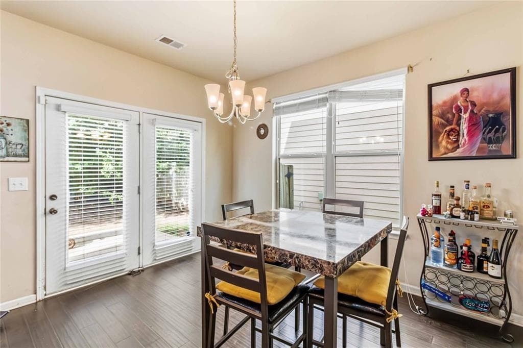 4 bedroom, 3 bathroom, 2,028 sq ft single family residence under contract at 322 Emporia Loop, Mcdonough, GA 30253 — photo 10