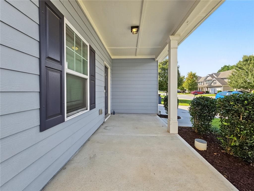 4 bedroom, 3 bathroom, 1,852 sq ft single family residence for sale at 208 Laurelcrest Lane, Dallas, GA 30132 — photo 3