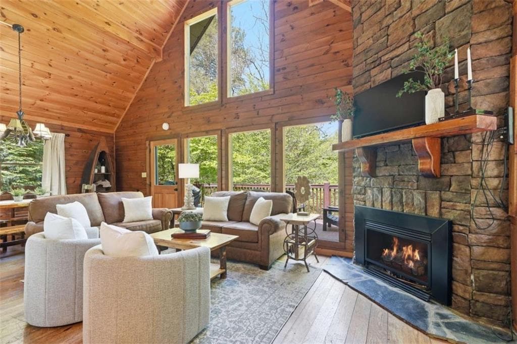 3 bedroom, 2 bathroom, 1,152 sq ft single family residence for sale at 145 Rocky Top Road, Blue Ridge, GA 30513 — photo 5