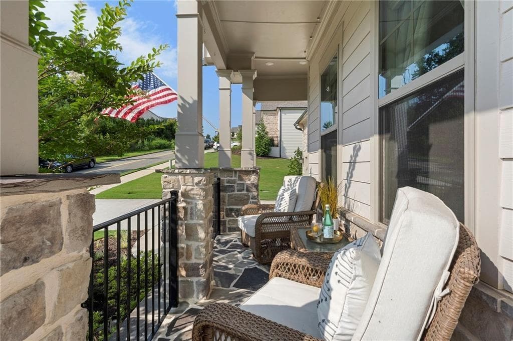 3 bedroom, 4 bathroom, 2,763 sq ft single family residence for sale at 111 Summit View Court, Canton, GA 30114 — photo 5
