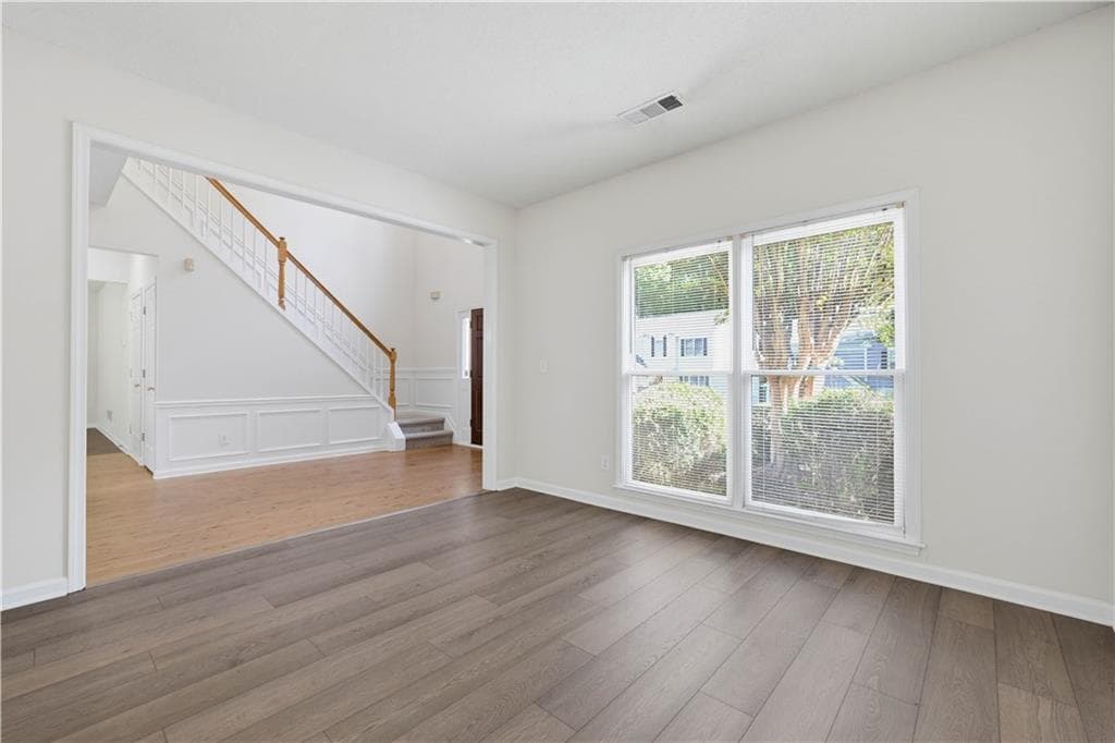4 bedroom, 3 bathroom, 2,135 sq ft single family residence for sale at 10920 Glenbarr Drive, Johns Creek, GA 30097 — photo 6