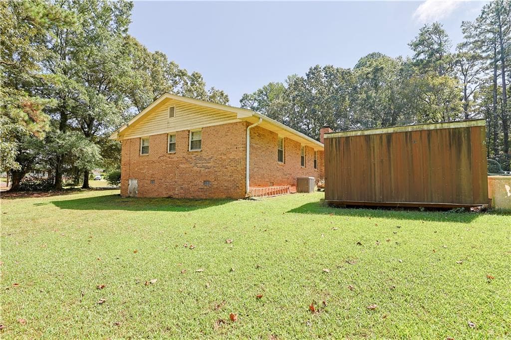 4 bedroom, 2 bathroom, 1,550 sq ft single family residence for sale at 160 Helen Lane, Stockbridge, GA 30281 — photo 9