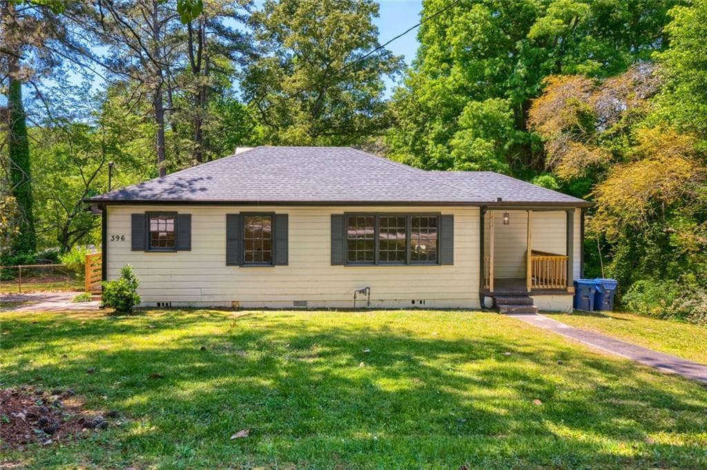 2 bedroom, 2 bathroom, 1,103 sq ft single family residence for sale at 396 Forrest Ridge Drive, Atlanta, GA 30318 — photo 3