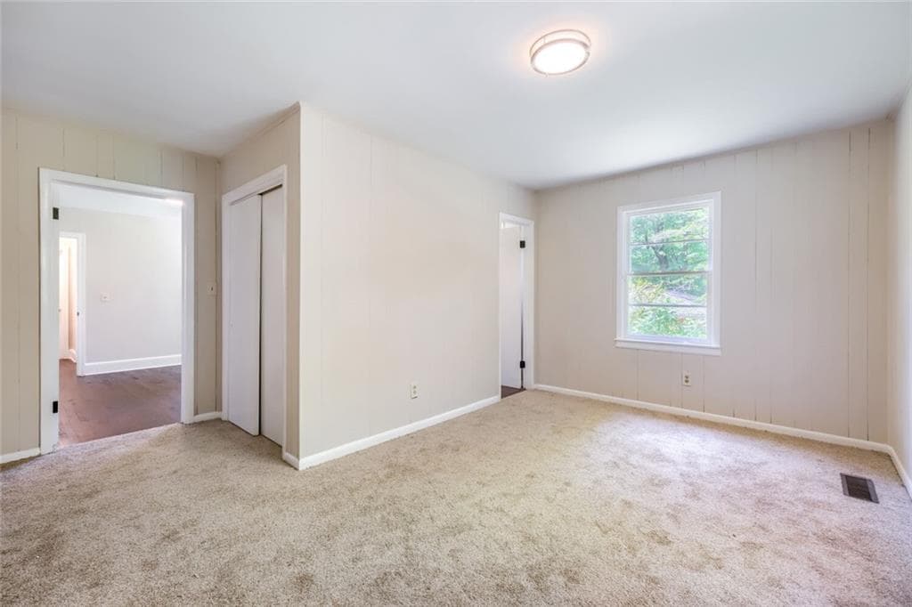 2 bedroom, 2 bathroom, 1,103 sq ft single family residence for sale at 396 Forrest Ridge Drive, Atlanta, GA 30318 — photo 9