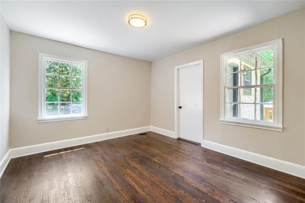 2 bedroom, 2 bathroom, 1,103 sq ft single family residence for sale at 396 Forrest Ridge Drive, Atlanta, GA 30318 — photo 10