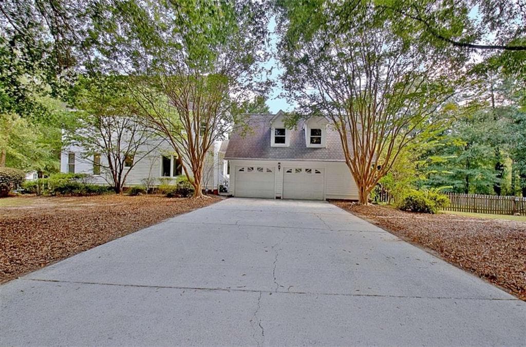 3 bedroom, 3 bathroom, 2,312 sq ft single family residence for sale at 150 Mackenzie Lane, Fayetteville, GA 30214 — photo 4