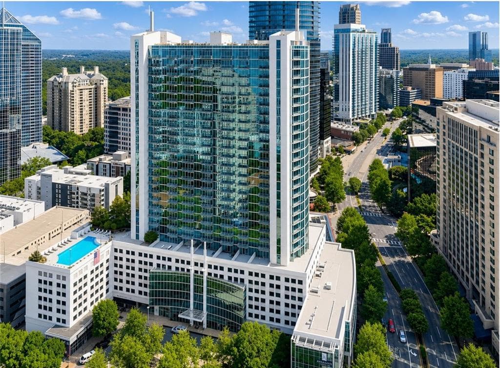 1 bedroom, 1 bathroom, 655 sq ft condominium for rent at 3324 Peachtree Road 1403, Atlanta, GA 30326 for $1,995 a month — photo 2