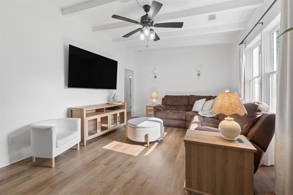 2 bedroom, 1 bathroom, 820 sq ft single family residence for sale at 5201 Adams Street, Covington, GA 30014 — photo 3