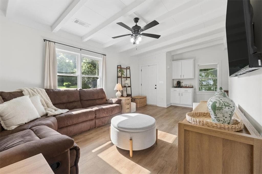 2 bedroom, 1 bathroom, 820 sq ft single family residence for sale at 5201 Adams Street, Covington, GA 30014 — photo 4
