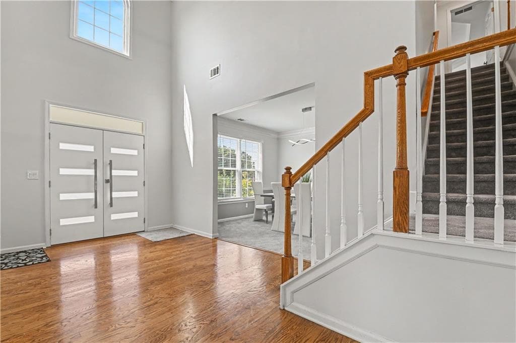 4 bedroom, 3 bathroom, 2,624 sq ft single family residence for sale at 305 Belgrave Court, Atlanta, GA 30331 — photo 4
