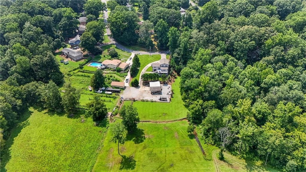 5 bedroom, 4 bathroom, 3,959 sq ft single family residence for sale at 43 Bailey Drive, Lilburn, GA 30047 — photo 3