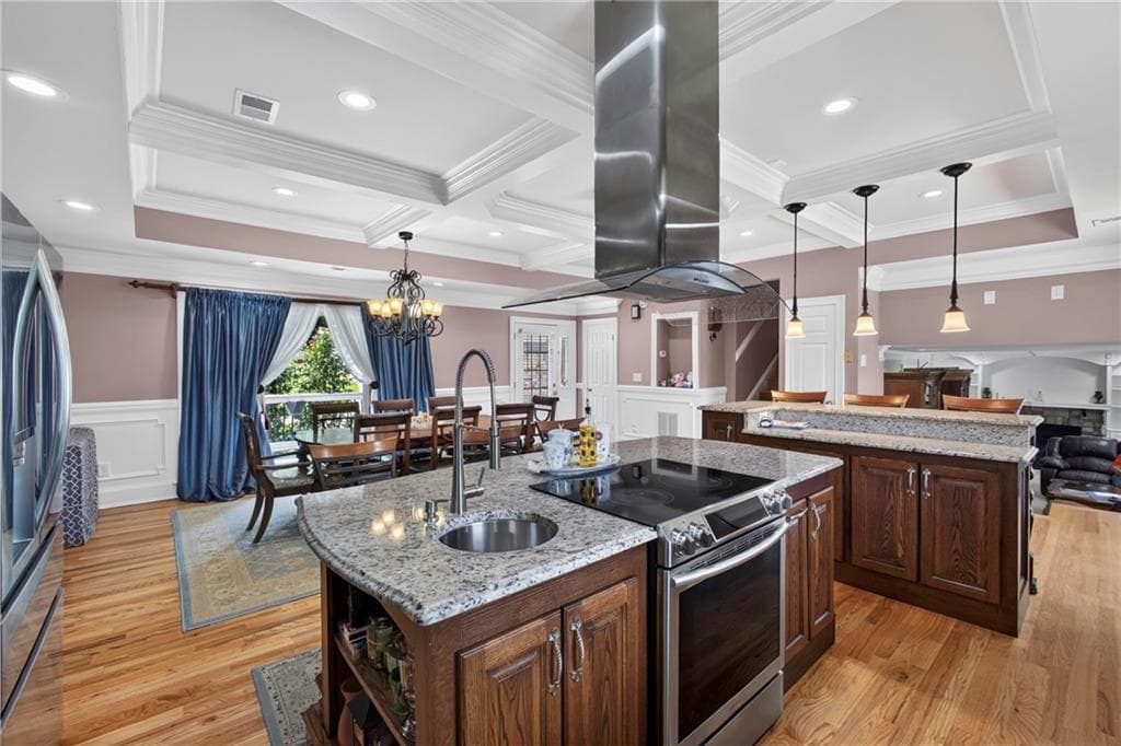 5 bedroom, 4 bathroom, 3,959 sq ft single family residence for sale at 43 Bailey Drive, Lilburn, GA 30047 — photo 6