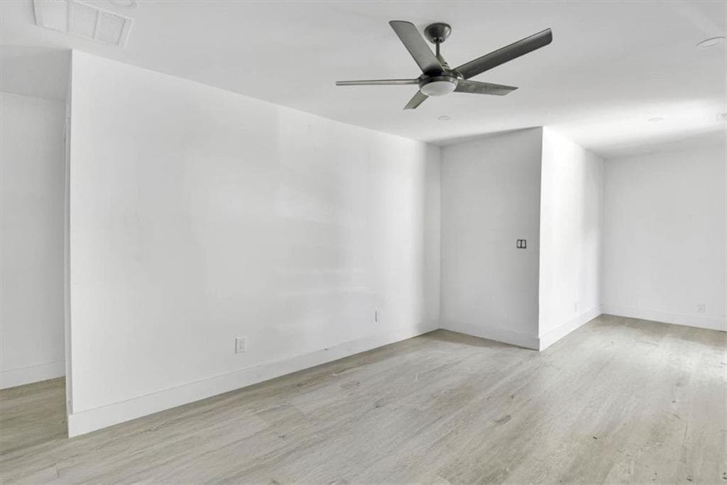 4 bedroom, 3 bathroom, 1,700 sq ft single family residence for sale at 2256 Carey Drive, Atlanta, GA 30315 — photo 4
