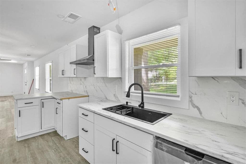 4 bedroom, 3 bathroom, 1,700 sq ft single family residence for sale at 2256 Carey Drive, Atlanta, GA 30315 — photo 9