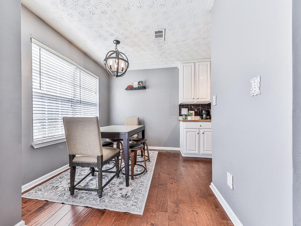 3 bedroom, 2 bathroom, 1,000 sq ft single family residence for sale at 15 Oak Grove Lane, Adairsville, GA 30103 — photo 6