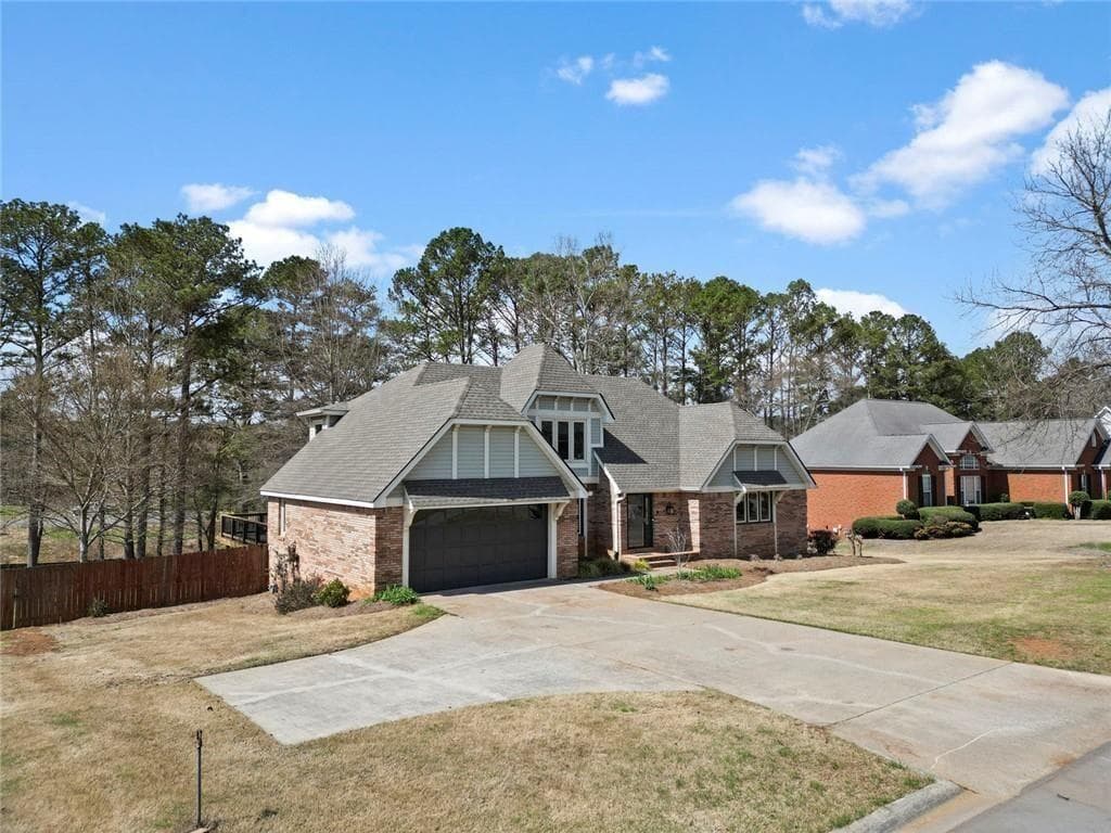 5 bedroom, 3 bathroom, 2,889 sq ft single family residence for sale at 39 Club View Drive, Rome, GA 30161 — photo 5