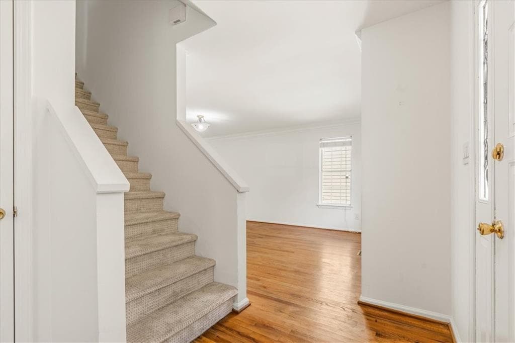 4 bedroom, 4 bathroom, 1,480 sq ft single family residence for rent at 11190 Abbotts Station Drive, Johns Creek, GA 30097 for $2,995 a month — photo 3