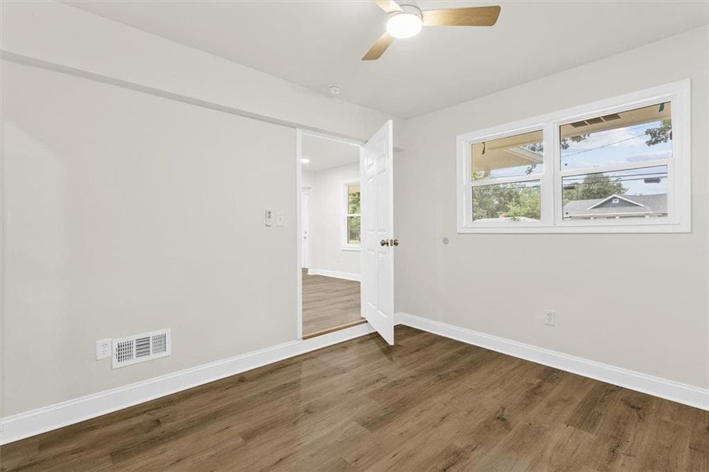 3 bedroom, 3 bathroom, 1,677 sq ft single family residence for sale at 650 Bolton Road, Atlanta, GA 30331 — photo 10