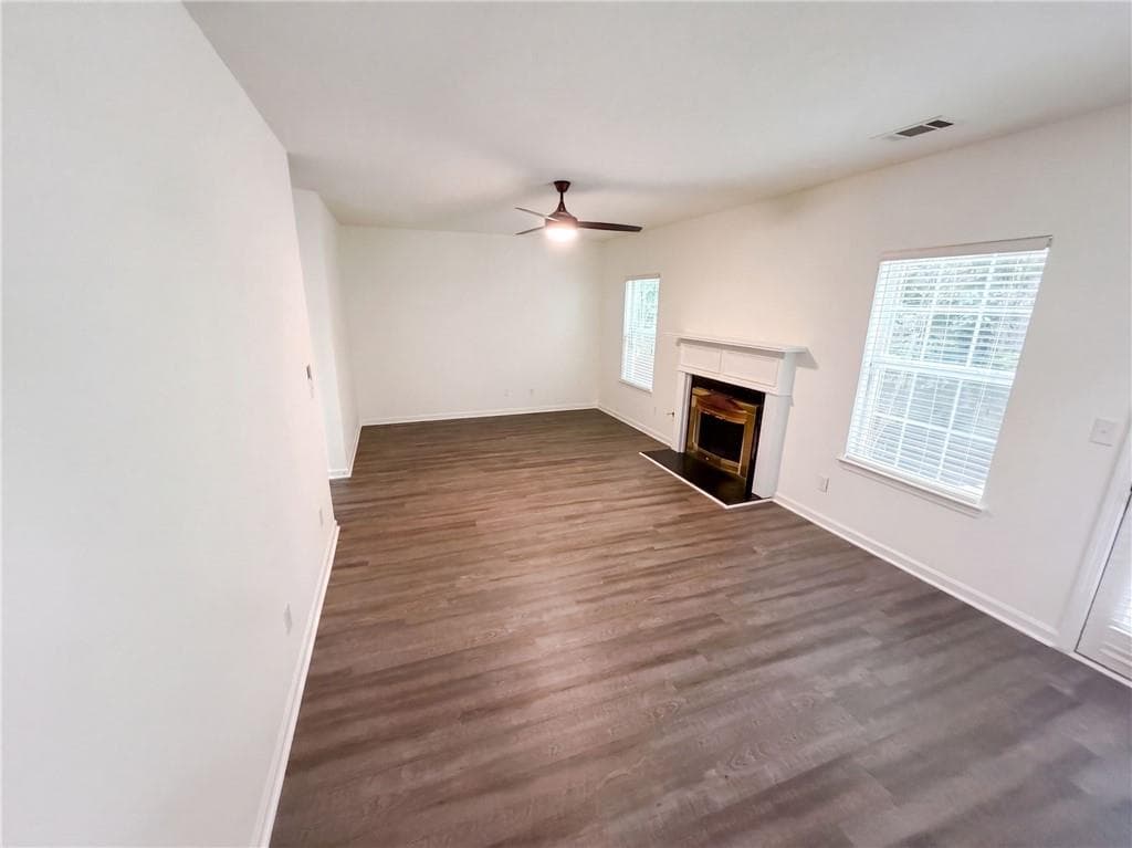 3 bedroom, 3 bathroom, 2,571 sq ft single family residence for sale at 4720 Buffalo Street, Fairburn, GA 30213 — photo 3
