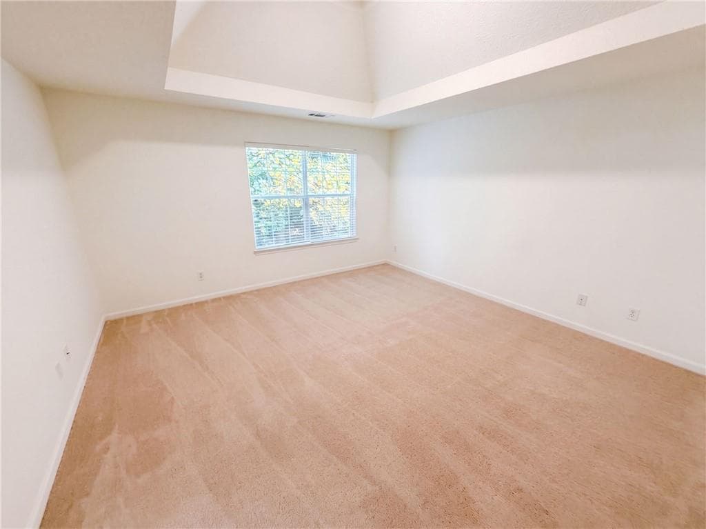 3 bedroom, 3 bathroom, 2,571 sq ft single family residence for sale at 4720 Buffalo Street, Fairburn, GA 30213 — photo 4
