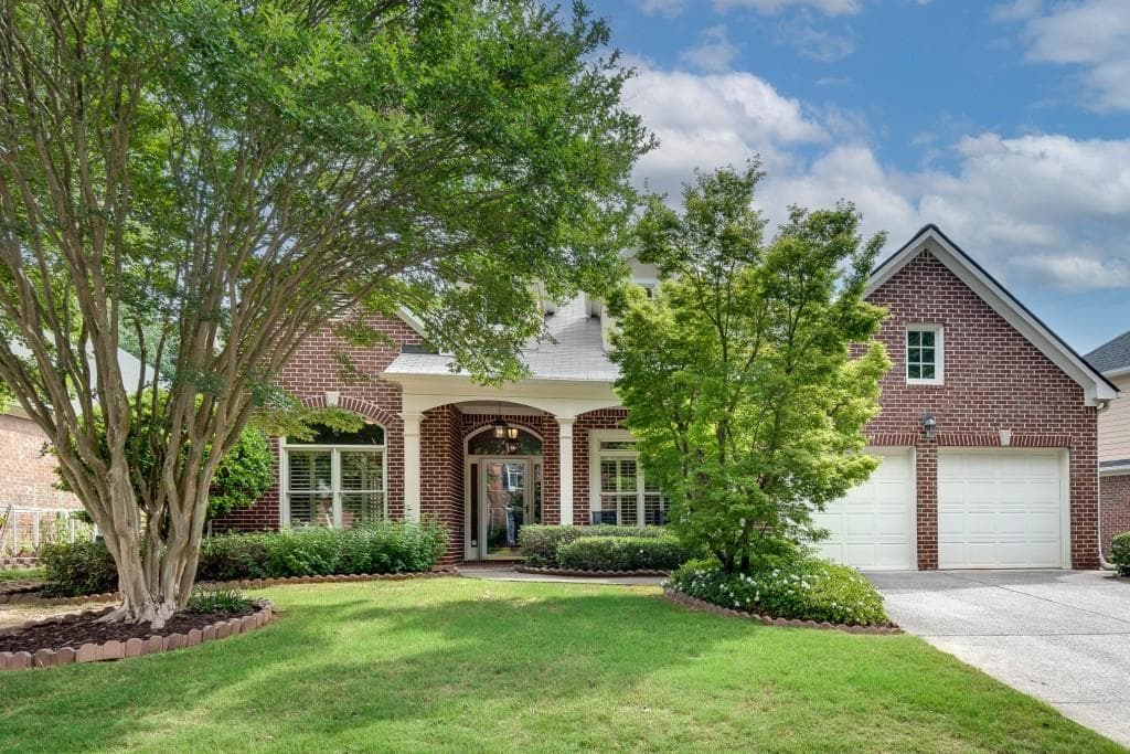 3 bedroom, 3 bathroom, 2,435 sq ft single family residence for sale at 1558 Reserve Circle, Decatur, GA 30033
