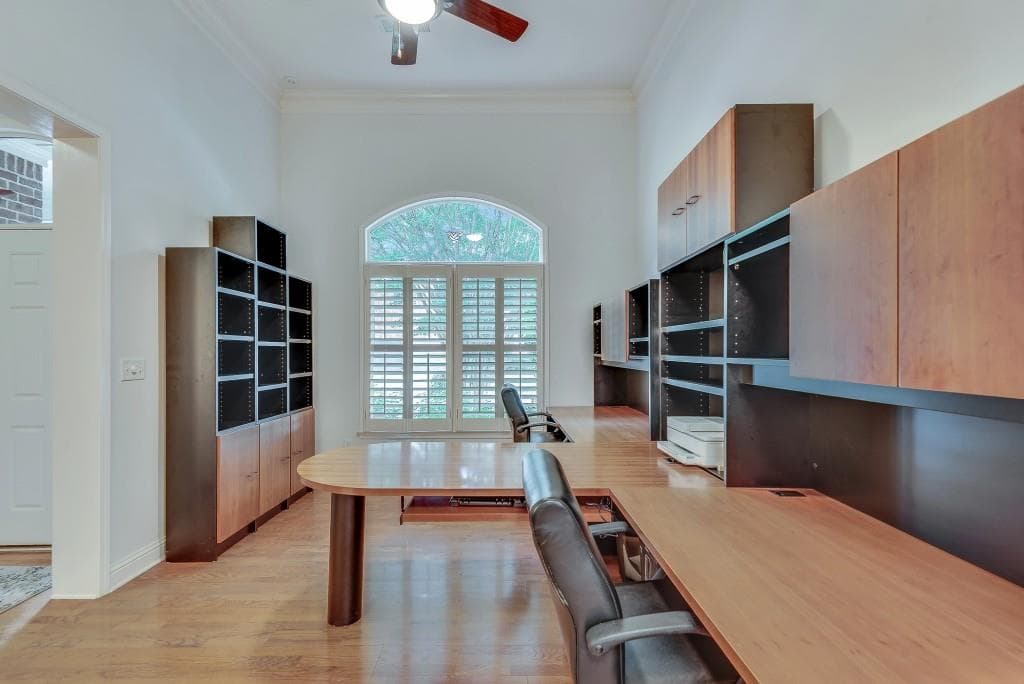 3 bedroom, 3 bathroom, 2,435 sq ft single family residence for sale at 1558 Reserve Circle, Decatur, GA 30033 — photo 4