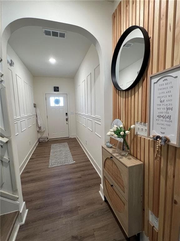 3 bedroom, 3 bathroom, 1,957 sq ft townhouse for sale at 7705 Baron Road, South Fulton, GA 30213 — photo 2