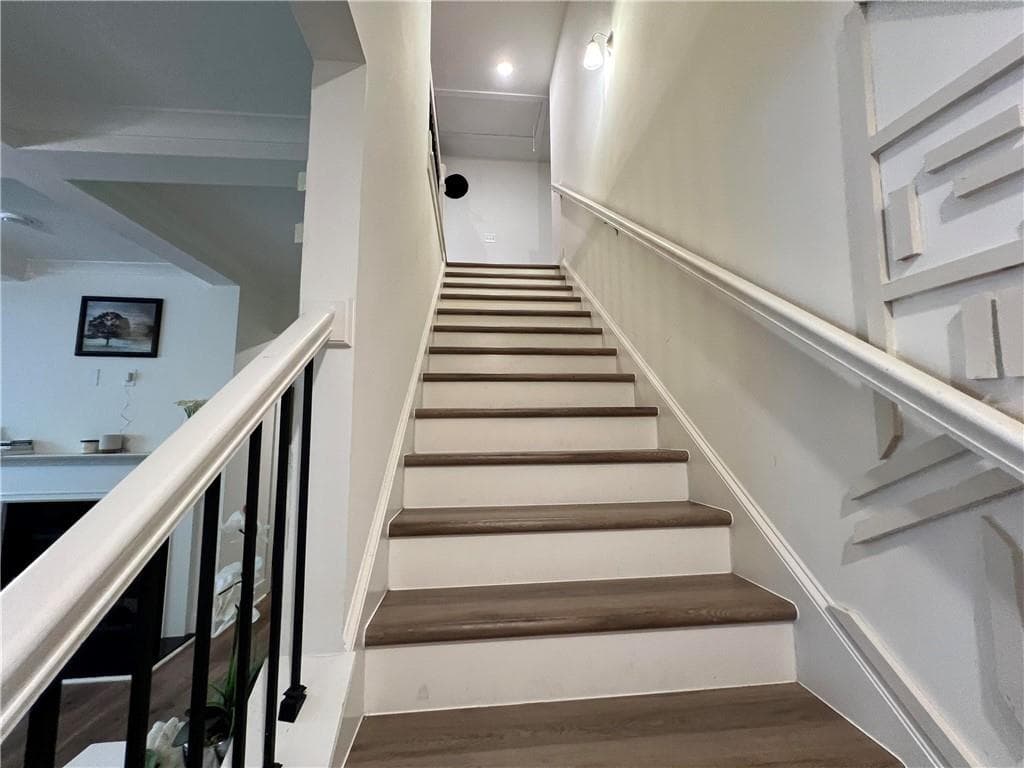 3 bedroom, 3 bathroom, 1,957 sq ft townhouse for sale at 7705 Baron Road, South Fulton, GA 30213 — photo 10